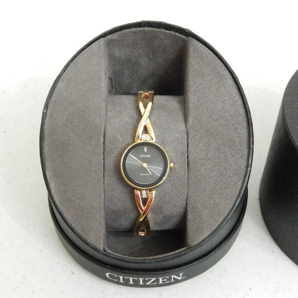New Citizen Eco Drive Axiom Watch Goldtone Black Dial Crystals EX1422-54E $325